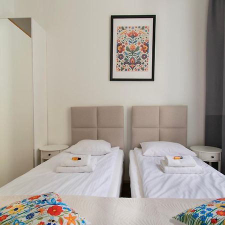 Ground Floor Family Apartment Краков Экстерьер фото