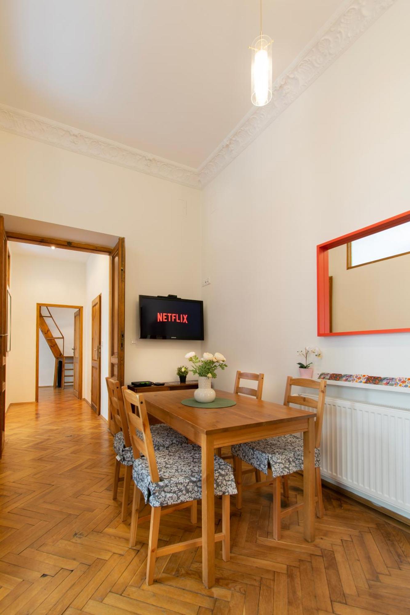 Ground Floor Family Apartment Краков Экстерьер фото