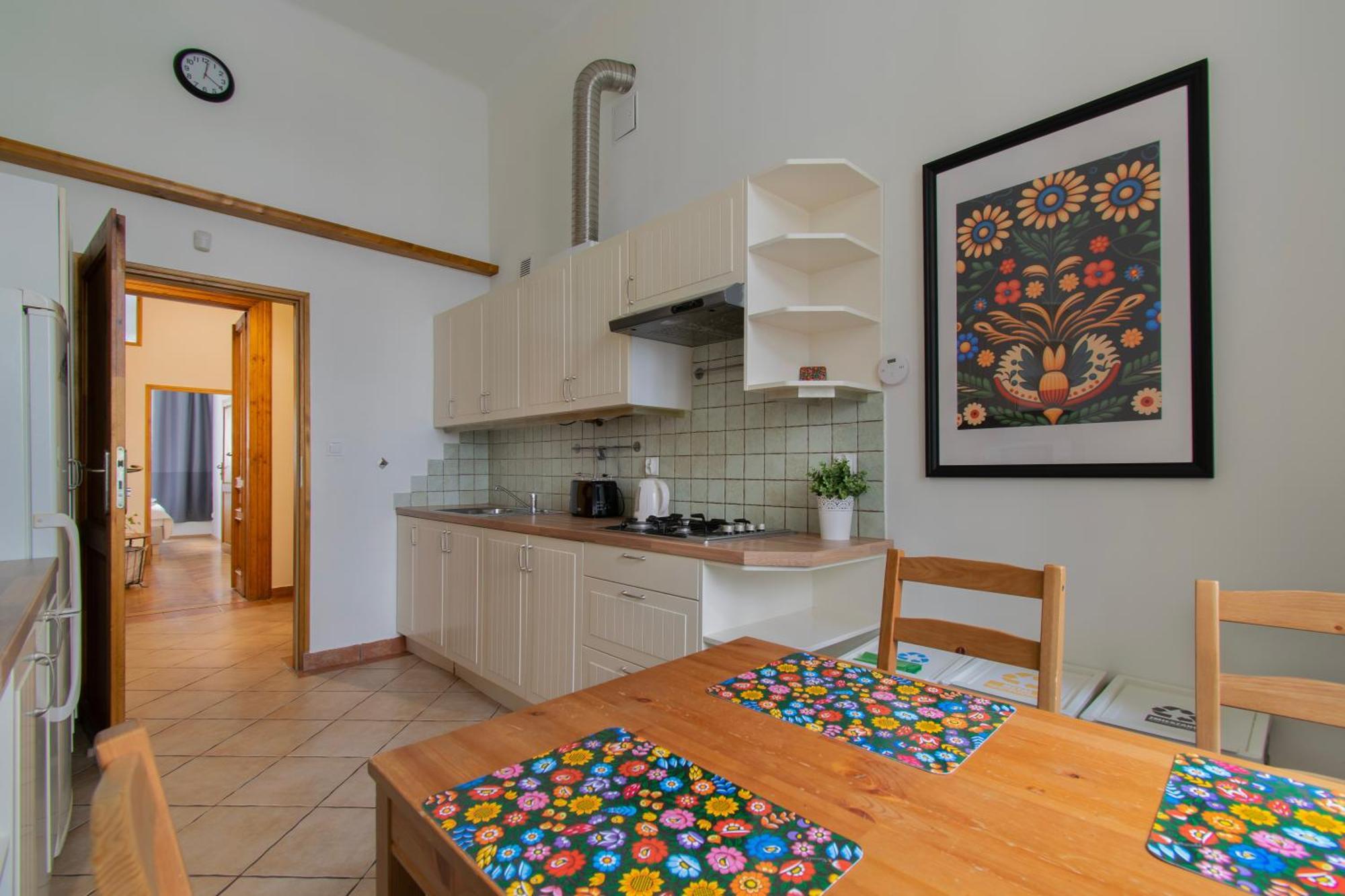 Ground Floor Family Apartment Краков Экстерьер фото